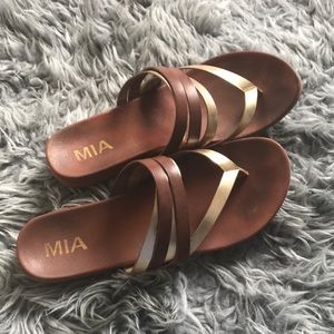 MIA Flat Sandals